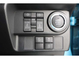 両側電動スライドドア付きで運転席で操作できます