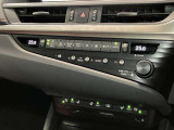 CD/DVDプレイヤーが装備されています。マイクロSDカードやUSB、Bluetooth機器にも対応しています