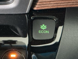 ★ECONスイッチ★ エコドライブを加速しよう!スイッチをONにすると、運転の仕方によるロスを抑え込み燃費をよくするようクルマが頑張ります(*^ー^*)燃費向上にチャレンジ♪