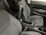 運転席、助手席です。クリーニング済みで綺麗になっております。