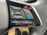 【日産プロパイロット】 高速道路の単調な渋滞走行と長時間の巡航走行で、アクセル、ブレーキ、ハンドルの操作をクルマがアシスト。快適な高速ドライブが楽しめます。