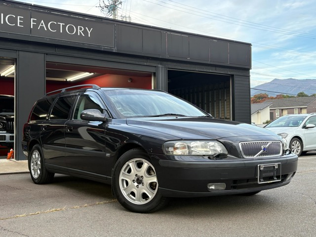 V70 2.4T 
