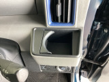 運転席側 カップホルダー