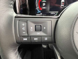 ステアリングスイッチも付いておりますので、運転中でも音量の変更など可能です。