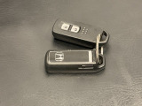 便利なスマートキー。ボタンひとつで開錠できます。