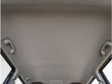 【天井】ルーフ内張はきれいです。目立ったシミ・汚れもありません。お近くの広島マツダまでお越しください。