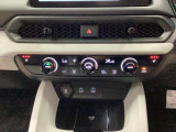 【シートヒーター】寒い季節の味方!エアコンより素早く暖まるので、出発してすぐの車内の寒さを和らげますよ♪