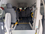 車いす2脚タイプになります。