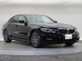 一目で伝わるBMW特有のスポーティーなプロポーションは、BMWの走行性能を生み出すのに欠かせない要因の一つです。細部まで拘りぬいたお車をぜひ一度ご覧ください!