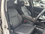 お車の販売と共に、自動車保険もご紹介しております。 弊社取り扱い会社と同じであれば日産独自のサービスもあります。