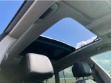 この度は数ある中から弊社認定中古車をご覧いただき誠にありがとうございます。スペースの都合上、店舗で展示していない場合がございますの事前にお問い合わせくださいませ。