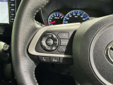 ステアリングスイッチ装備!運転しながら手元でオーディオの操作などができます。