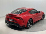 納車後1年間は走行無制限のトヨタロングラン保証付きです。(対象項目:約60項目・5000部品)が対象です。全国のトヨタ系ディーラーで保証修理が可能です。