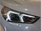 【BMWアロイホイル】軽量かつ強度に拘ったアロイホイル。走行性能ポテンシャルを引き出す設計。車の足元を引き締めてくれる大きなポイントはアロイホイルです。