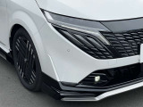 夜間の走行には早めのヘッドライト点灯で安全安心な運転を