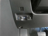 ETC車載器付きです。高速道路の料金所もスムーズに通過できます。※セットアップ費用は別途必要です。