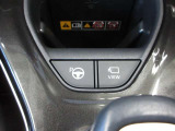 ボタンを押すだけで、駐車をサポートするアドバンストパークが付いています。