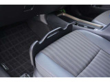 助手席シートにお買い物アシストが付いてます!ブレーキ時の荷物の脱落防止に役立ちます!