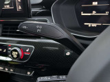 【運転席操作部】ドライバーが操作しやすい位置に各種スイッチを配置!日常の使いやすさにも配慮されています!