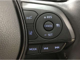 【レーダークルーズコントロール】高速道路等を走行する際、前の車両との距離を一定に保ちながら、セットした速度を維持できる機能