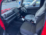 新車黒からフェラーリレッドブラックツートンNEWペイント登録済み未使用車お早めにお好きなパーツメーカでリフトUP&ボディカスタムお得に可能です是非ご相談ください