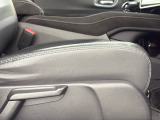★運転席ハイトアジャスター★ 運転される方によってシートの高さが調節できます!自分に合ったドライビングポジションで運転がさらに快適に♪