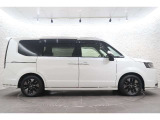 このお車はホンダ純正光脱臭・抗菌加工を納車前に致します。光触媒消臭は光触媒と銀イオンにより消臭とウイルス除菌や抗菌効果のダブル効果で車内を快適に保ちます。