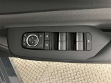 ご契約時にご本人の現車確認、全国販売しております。(一部地域を除いて)ご契約時及び納車時にご来店頂ける様お願いいたします。
