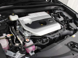 M20A-FXS型 2.0L 直4 DOHCエンジンと3NM型 交流同期電動機のハイブリッドシステム搭載、FF駆動です。