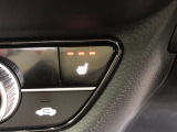 【シートヒーター】スイッチを押せば、座面と背もたれで体を温めてくれます♪