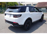 ジャガー・ランドローバー認定中古車は、165項目にもおよぶ点検整備を実施しております。専任のメカニックの入念な点検作業により徹底した品質の提供をお約束いたします。