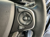 アクセルから足を離しても設定したスピードを保ち走行し、高速道路での疲労軽減に役立つクルーズコントロール付きです!