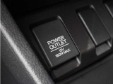 ◆12V電源ソケット◆スマートフォンの充電等にも便利な電源ソケット!使いやすい場所に装備されています。
