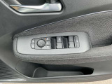 運転席のパワーウインドウ等操作部