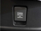 ◆12V電源ソケット◆スマートフォンの充電等にも便利な電源ソケット!使いやすい場所に装備されています。