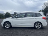 ご納車前には、BMWを熟知したメカニックによる100項目の点検・整備を行います。不具合箇所、交換時期に達している部品に関しましては、全て当社負担で交換してからのご納車となります。