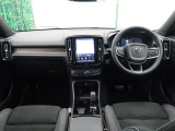 XC40 アルティメット B4 AWD ダークエディション 4WD 