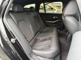 車両の詳細、ご質問につきましては、弊社営業スタッフまでお気軽にご連絡下さいませ。遠方のお客様には実車の詳細画像送信も承ります。お客様からのお問合せをお待ち致しております。