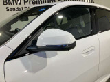 自動防眩 ヒーター内臓 LEDウィンカー内臓ドアミラー 自動防眩はミラーに無段階に反射率を調整し後続車の眩しいライト反射を軽減し夜間の安全な運転に貢献します。
