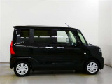 この度は、当社の展示車をご覧いただきまして、誠に有難うございます。自信をもってお勧めできる車となりますので、ごゆっくりご覧頂きたいと思います。