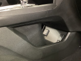 ドライブのサポート、車内の収納スペースも充実してます♪