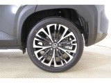 純正18AW!タイヤサイズは215/50R18になります♪