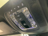メルセデス・ベンツの定める厳しい基準をクリアしたお車のみをご案内させて頂きます。納車前整備はメーカー規定に基づき100項目以上にも及ぶ点検を熟練のメカニックによって行いご納車させて頂きます。