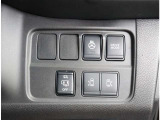 弊社でお車をご購入頂いたお客様は、一部車種を除いて【オイル交換永久無料】となっております。※詳細はスタッフまでお問合せ下さい。