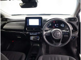 オシャレなインテリアで運転する気分も盛り上がりますよね^^