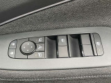 パワーウィンドウのスイッチです