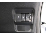 ◆◆両側電動スライドドア!!荷物で手が塞がる時など簡単にドアの開閉が出来ます!何より力いらずで開閉OK!女性やお年寄りにも優しい♪電動機能はOFFにもできますから元気なお子様の駆け出しも安心!