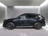 クルマらしい美しいプロポーション を目指して、魂動デザインのもと、機能性もしっかりと考慮した素晴らしいデザインのお車となりました。