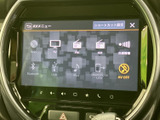 オーディオメニューにはディスクやラジオ、Bluetooth、USBなどの選択肢が表示されています。使いたい音源を画面から確認しやすく、普段お使いの機器や聴き方に合わせて選べるのが便利です。