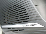 「BOSEパーソナルプラスサウンドシステム」!室内空間に合わせてサウンドもチューニングしています。